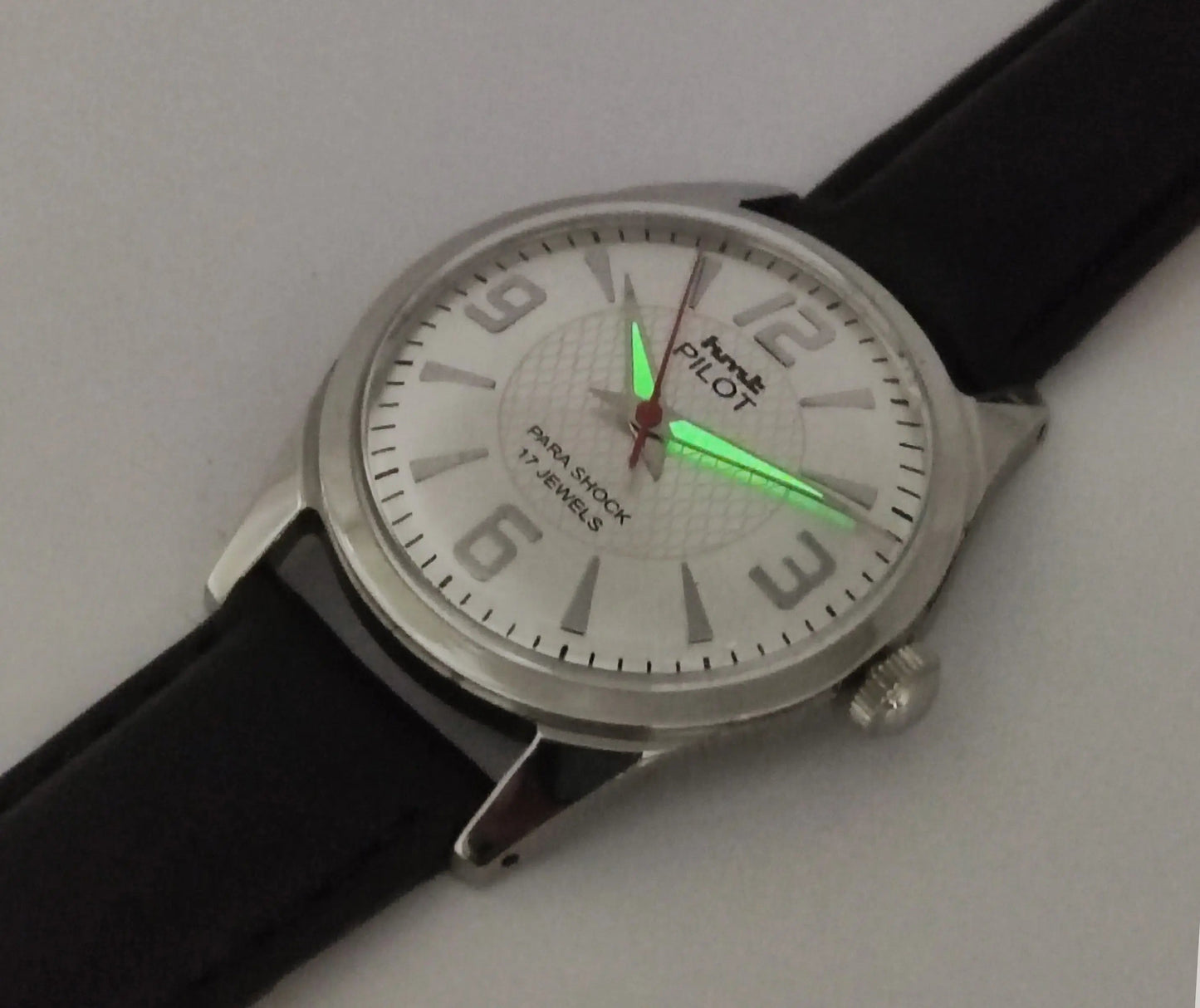 Pilot Para Shock 17 Jewels Silver Dial Mechanical Hand winding Men's Wrist Watch
