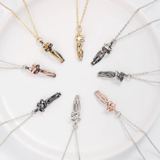 Forever Embrace: The Hug Couple Necklace One yuan Store