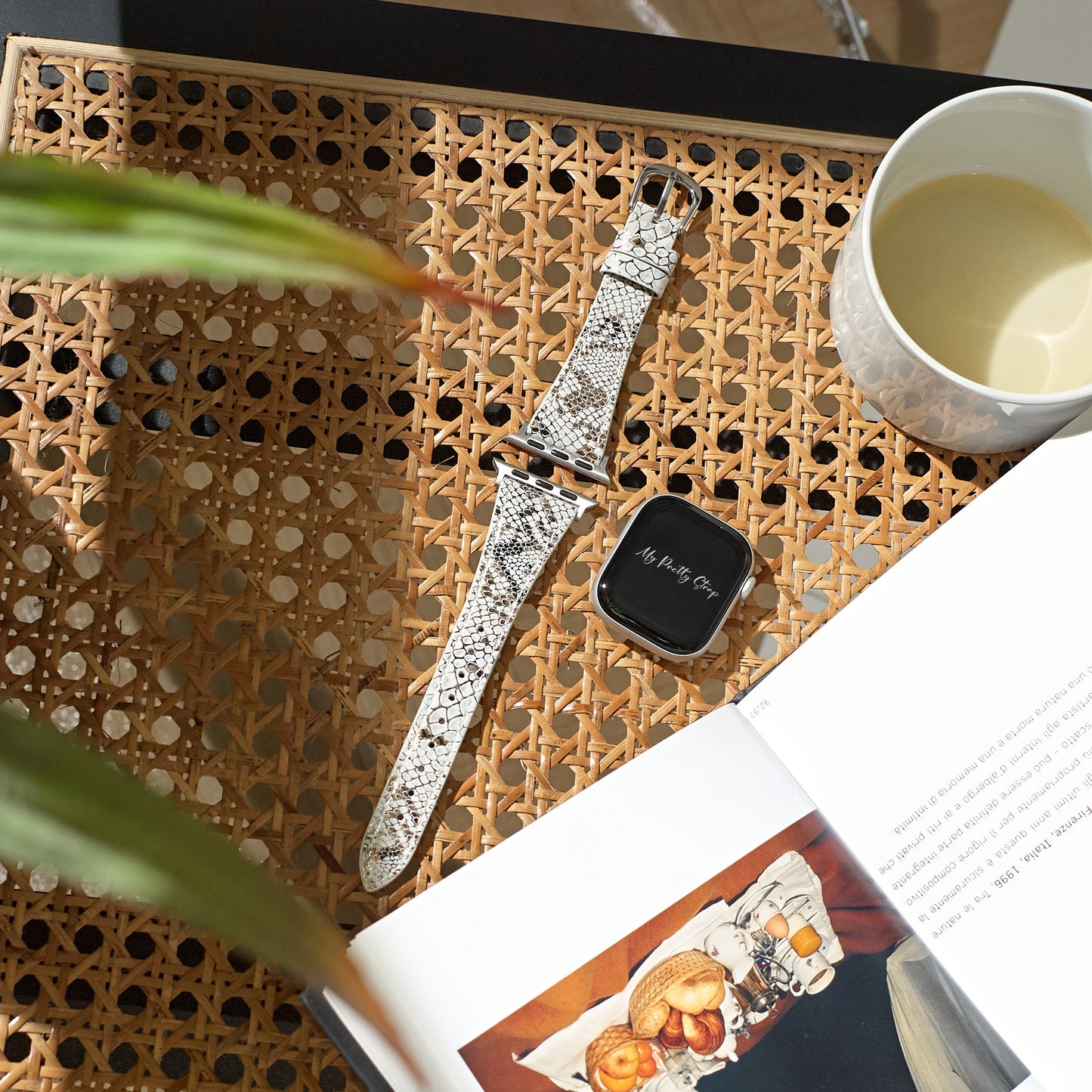 Serpentina Leather Apple Watch Strap