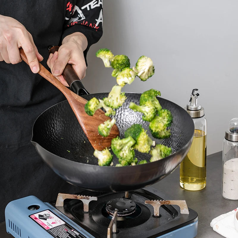 Konco Pure Iron wok de hierro fundido Sartén sin revestimiento Uso general para cocina de gas e inducción 32cm Sartén china wok Utensilios de cocina