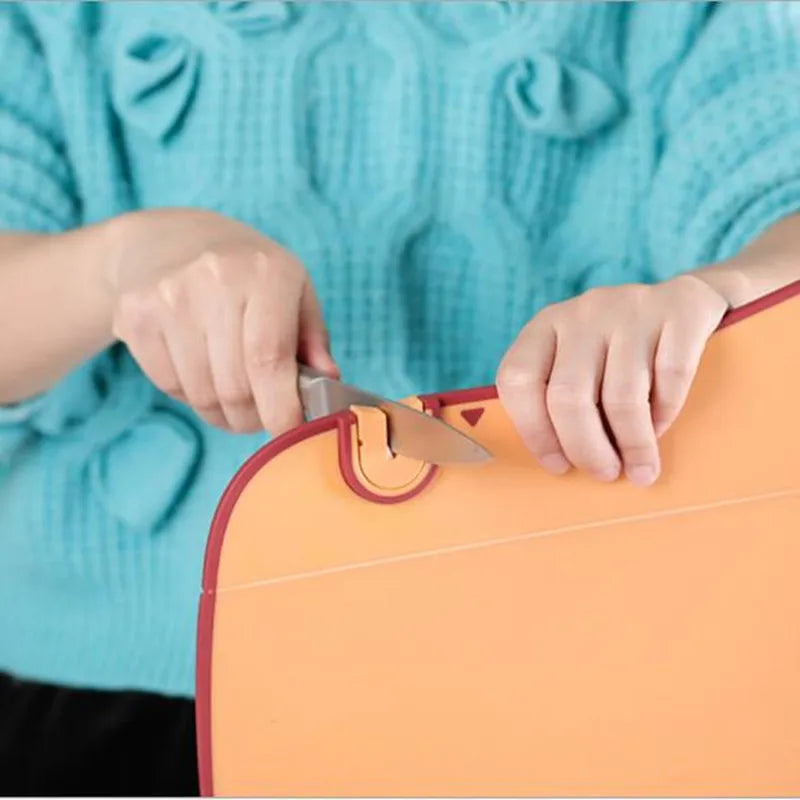 ChopSmart™ 6-in-1 Board 🔪 — Slice, Store & Save Space