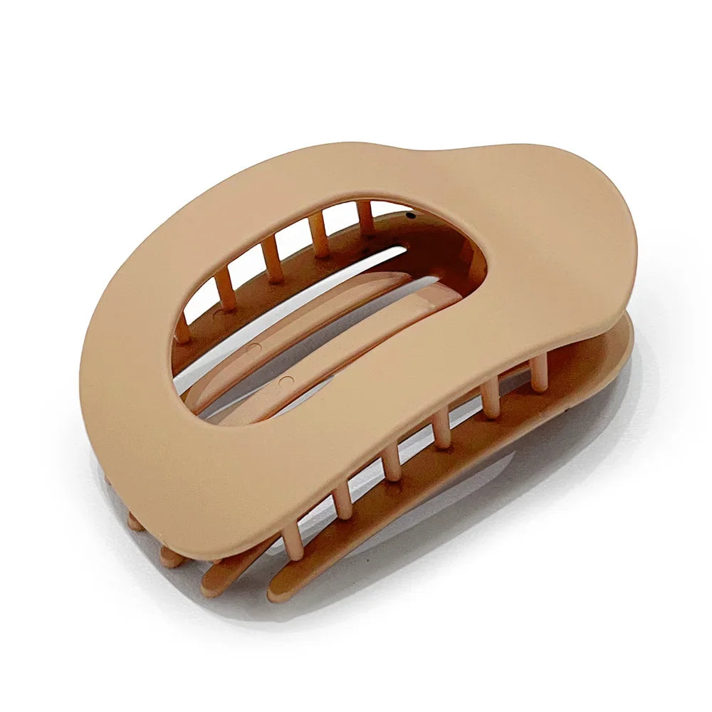Sleek & Strong Claw Clip – No Bump, All Grip!