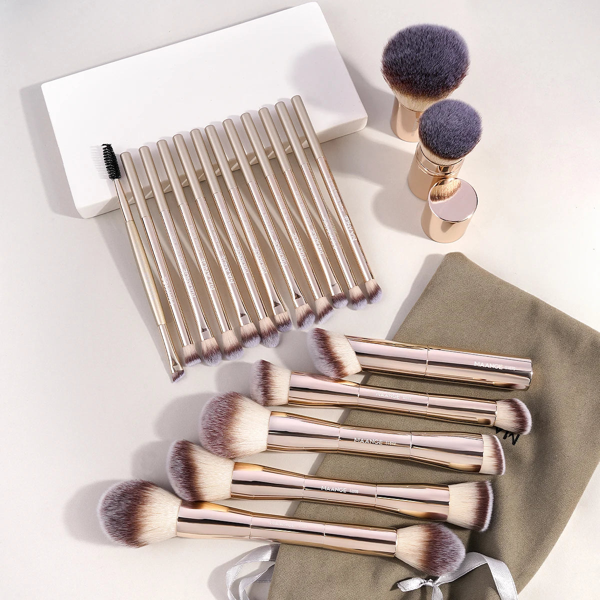 GlamPro™ 20-Piece Makeup Brush Set 💄✨