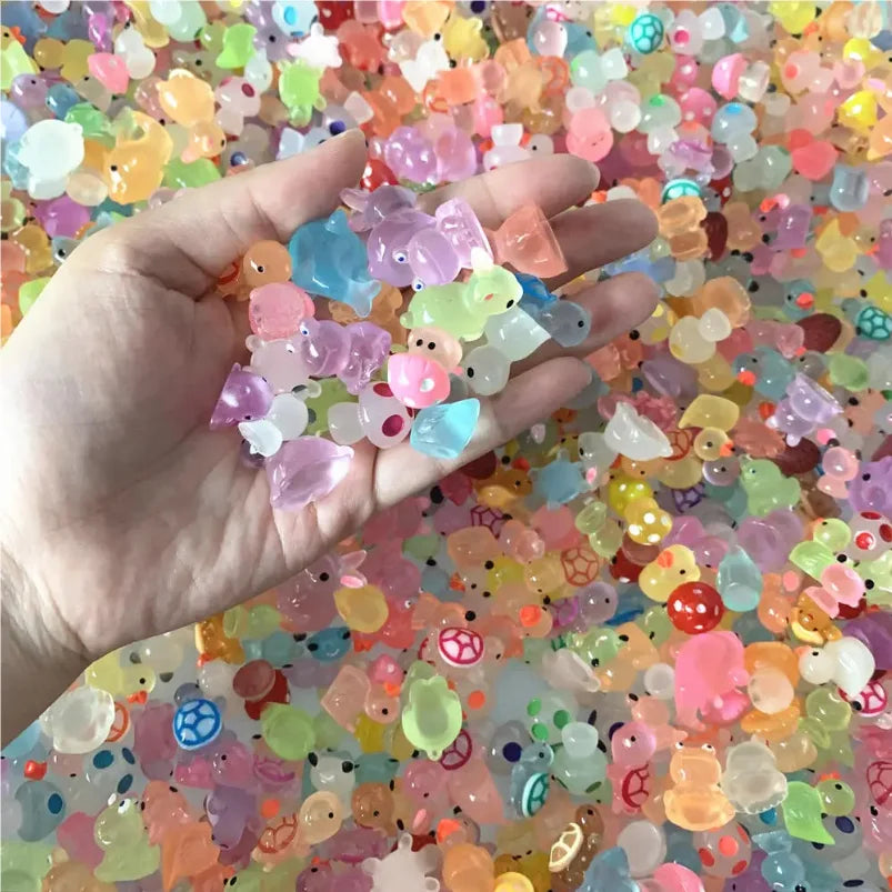 GlowCritters™ Mini Animal Set 🐾✨ Cute by Day, Glowing by Night
