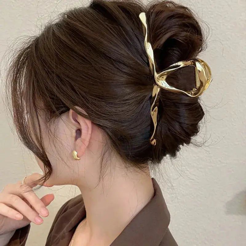 Hair clip, ART839, gold color Scarlet Chaos