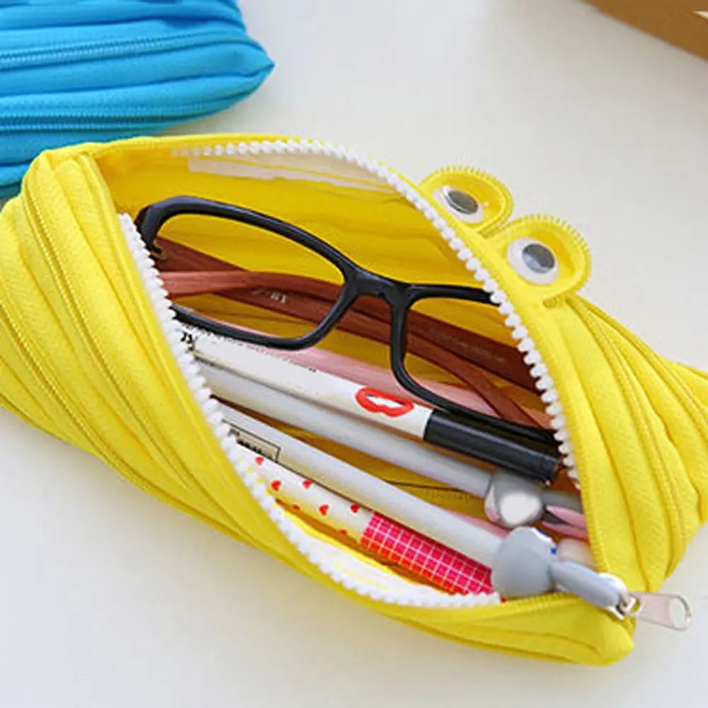 SmileZip™ – Cute One-Zip Pencil Pouch for Daily Fun 🎒