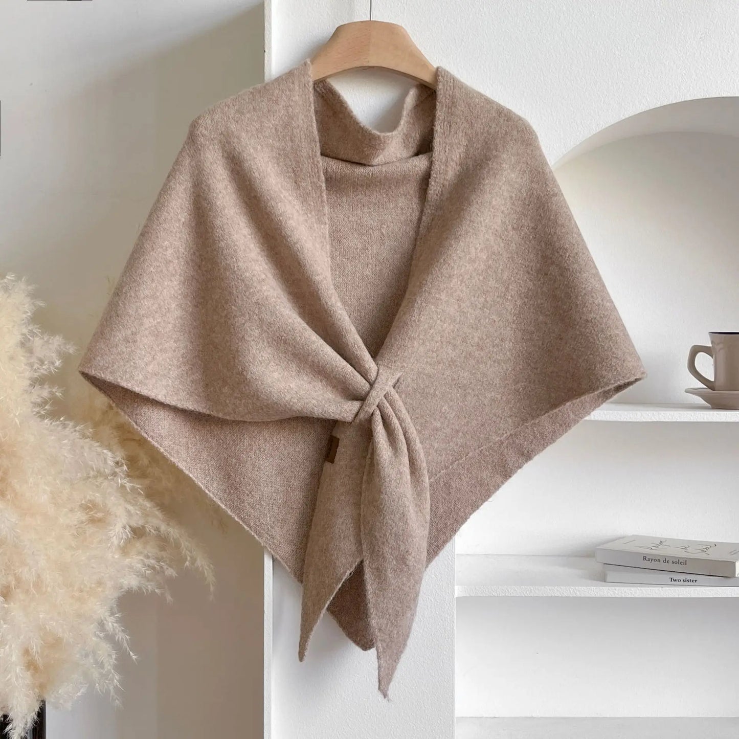 CozyCharm™ Scarf – Effortless Style, All-Day Comfort