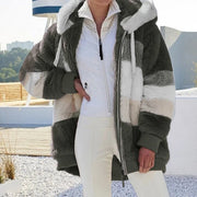 Women's Oversized Plush Pocket Jacket - Warm & Stylish Winter Essential 2023