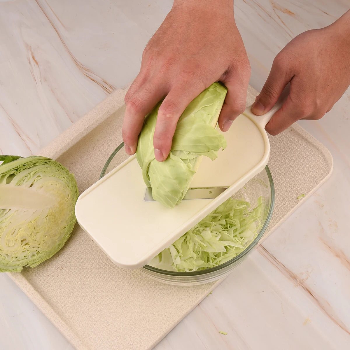 Rebanador de mandolina multiuso - Cuchilla en V de acero inoxidable, con cepillo de limpieza, agarre cómodo, fácil de limpiar, para cocina, vegetales