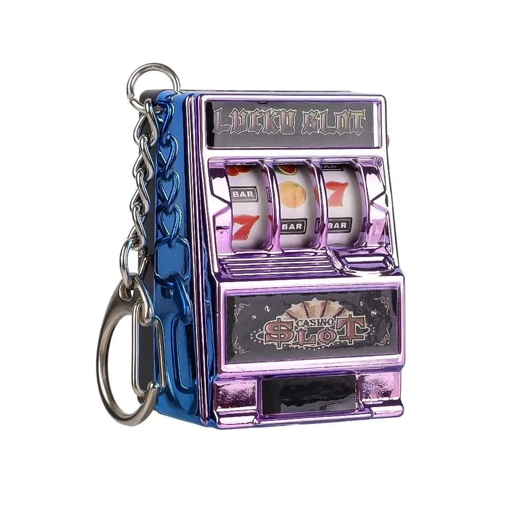 Llaveros de máquina tragamonedas de mini juegos de azar Máquina recreativa creativa de bolsillo con frutas Lucky Jackpot Gadget Juguete antiestrés Divertidos juegos Llavero