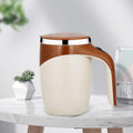 Taza de café portátil con agitador automático