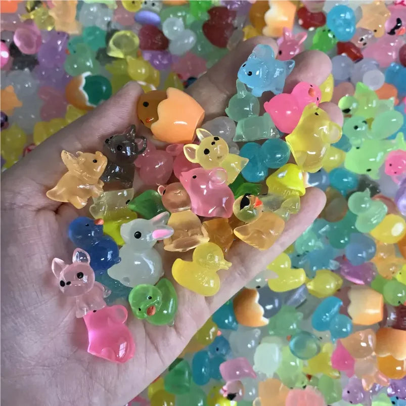 GlowCritters™ Mini Animal Set 🐾✨ Cute by Day, Glowing by Night