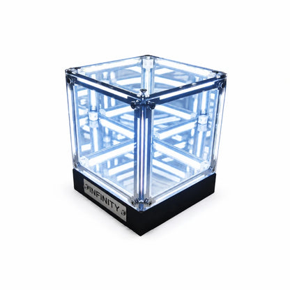 InfinityGlow™ Cube ✨🔮 — Mesmerizing 4D Light Illusion