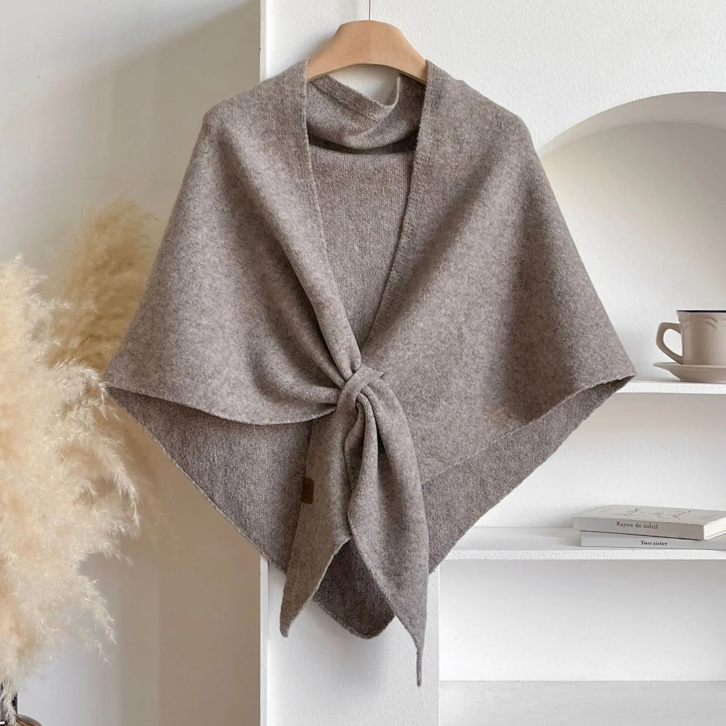 CozyCharm™ Scarf – Effortless Style, All-Day Comfort