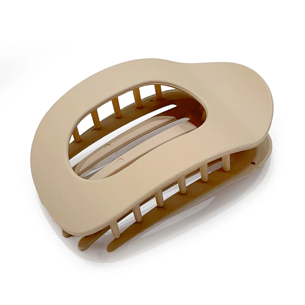 Sleek & Strong Claw Clip – No Bump, All Grip!