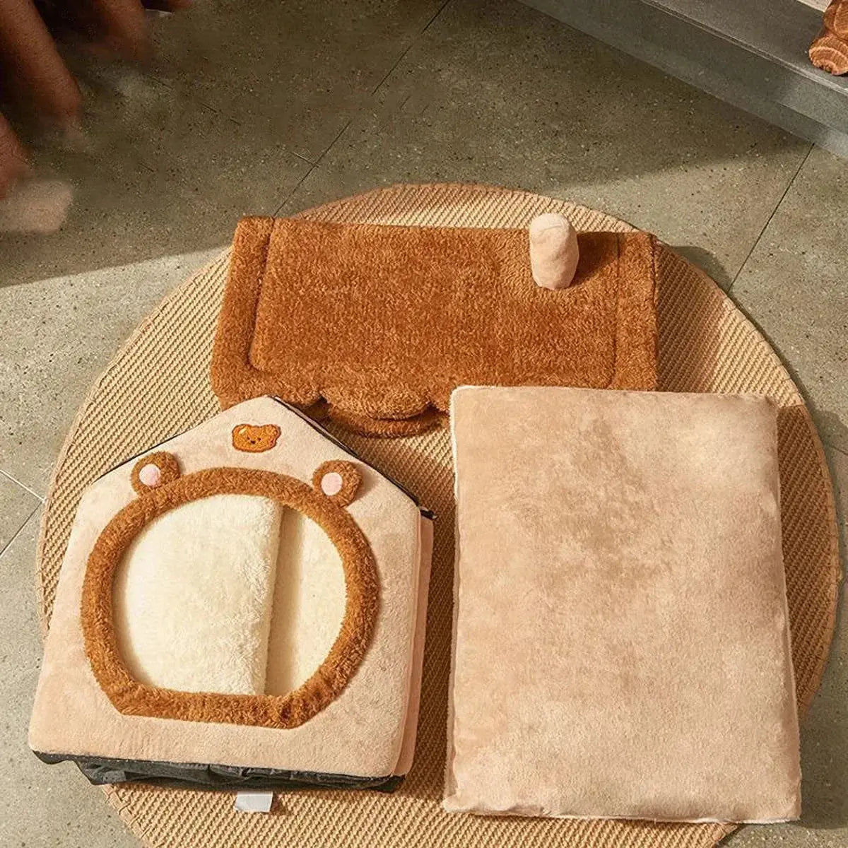 Cartoon House Pet Bed – Arctic Fleece & Plush, Removable & Washable, Ideal for Cats & Small Dogs Shop1103328158 Store