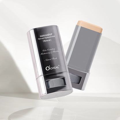 Flawless Moisture: All-in-One Concealer Stick