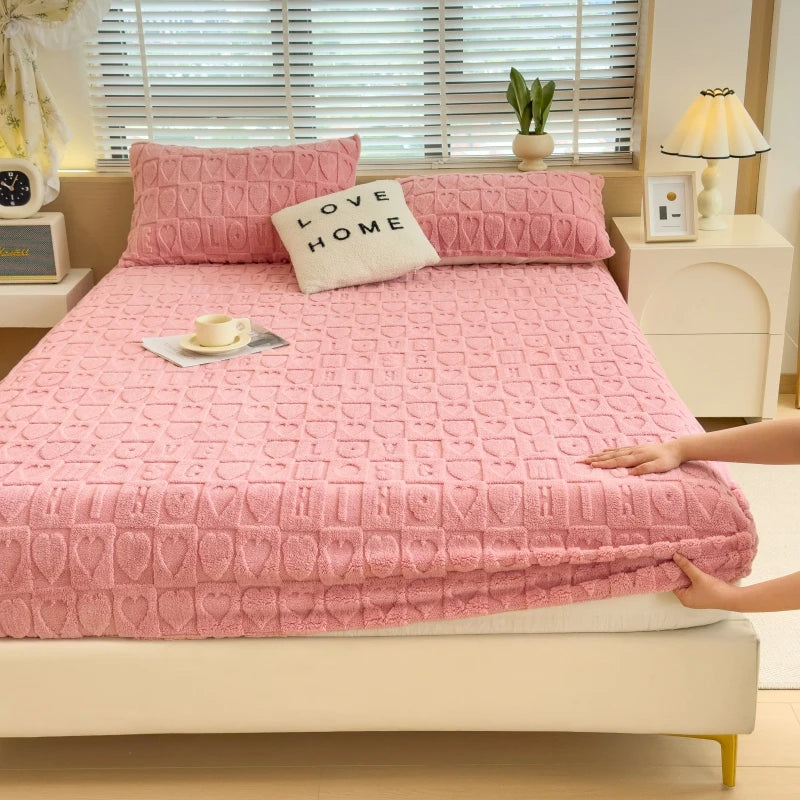 Luxury Milk Velvet Fitted Sheet – Ultra-Soft & Stylish Bedding Essential!