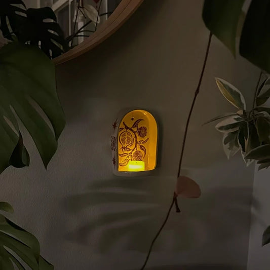 GothicGrace™ Mini Santuario Altar 🕯️🏰