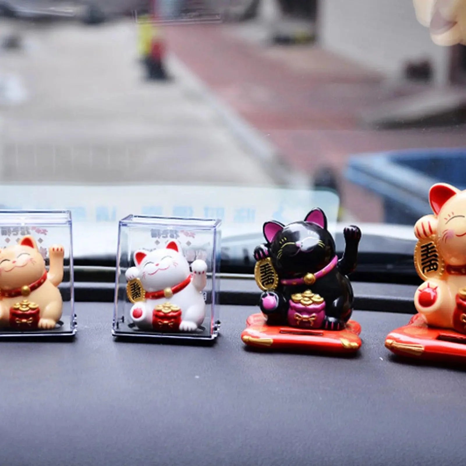 Solar Waving Lucky Cat: Eco-Friendly Maneki Neko for Home and Office Good Fortune ACCHAMP Store