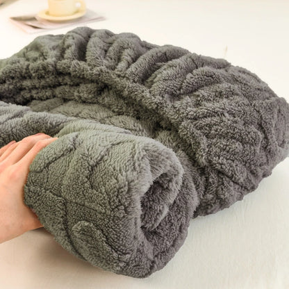 Luxury Milk Velvet Fitted Sheet – Ultra-Soft & Stylish Bedding Essential!