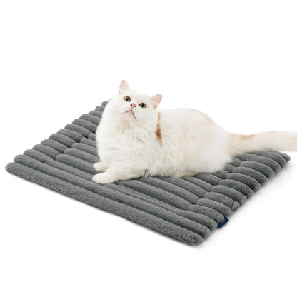 SnuggleHeat™ Self-Warming Pet Bed 🐱✨