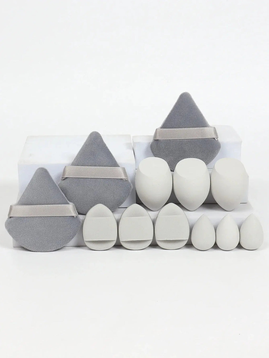 12-Piece All-Purpose Makeup Sponge Set, Made of 3 Loose Powder Puffs, 3 Mini Air Cushion Puffs, 3 Beauty Eggs and 3 Mini Beauty Shop Cherry Darling Store