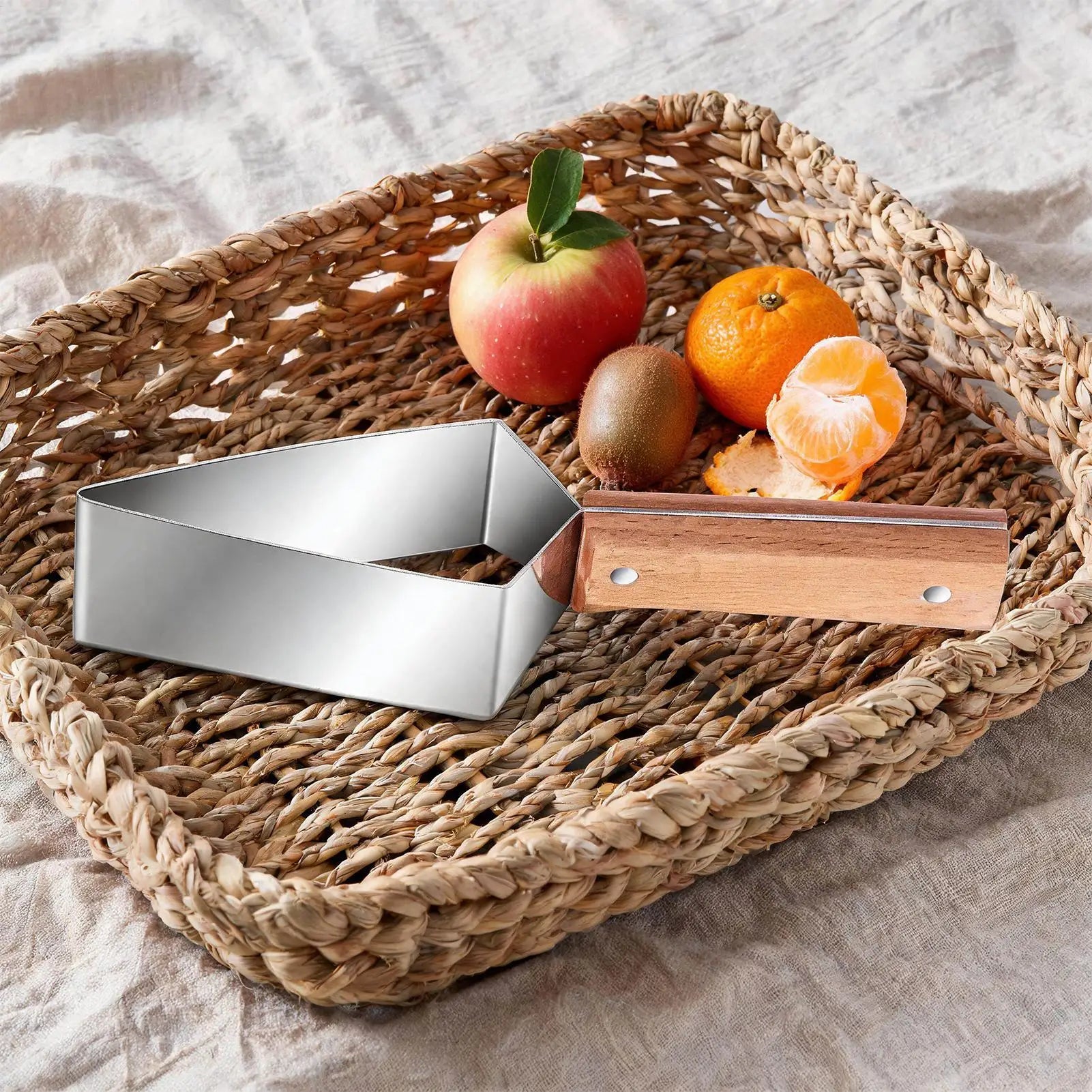 TriCut™ Watermelon Slicer 🔺🍉 — Slice, Serve & Enjoy Instantly