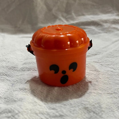 Adorable Mini Boo Buckets – Spooky-Cute Halloween Decor!