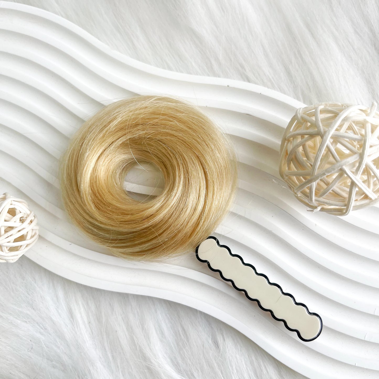 BunBliss – Instant Updo with Real Hair Perfection!