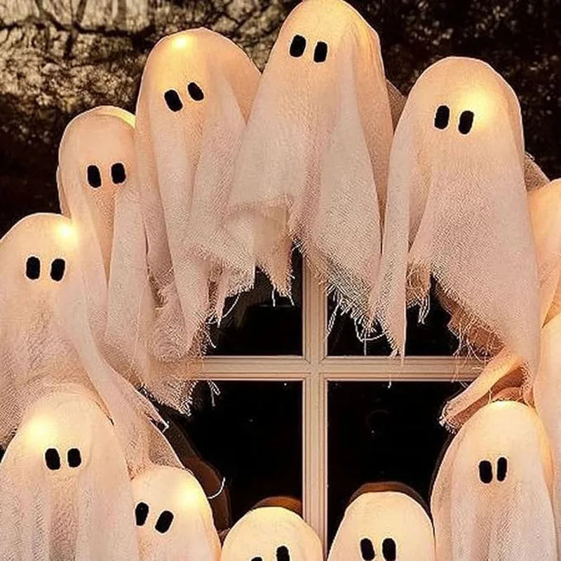 SpookGlow™ Ghost Wreath – Light Up Your Haunt