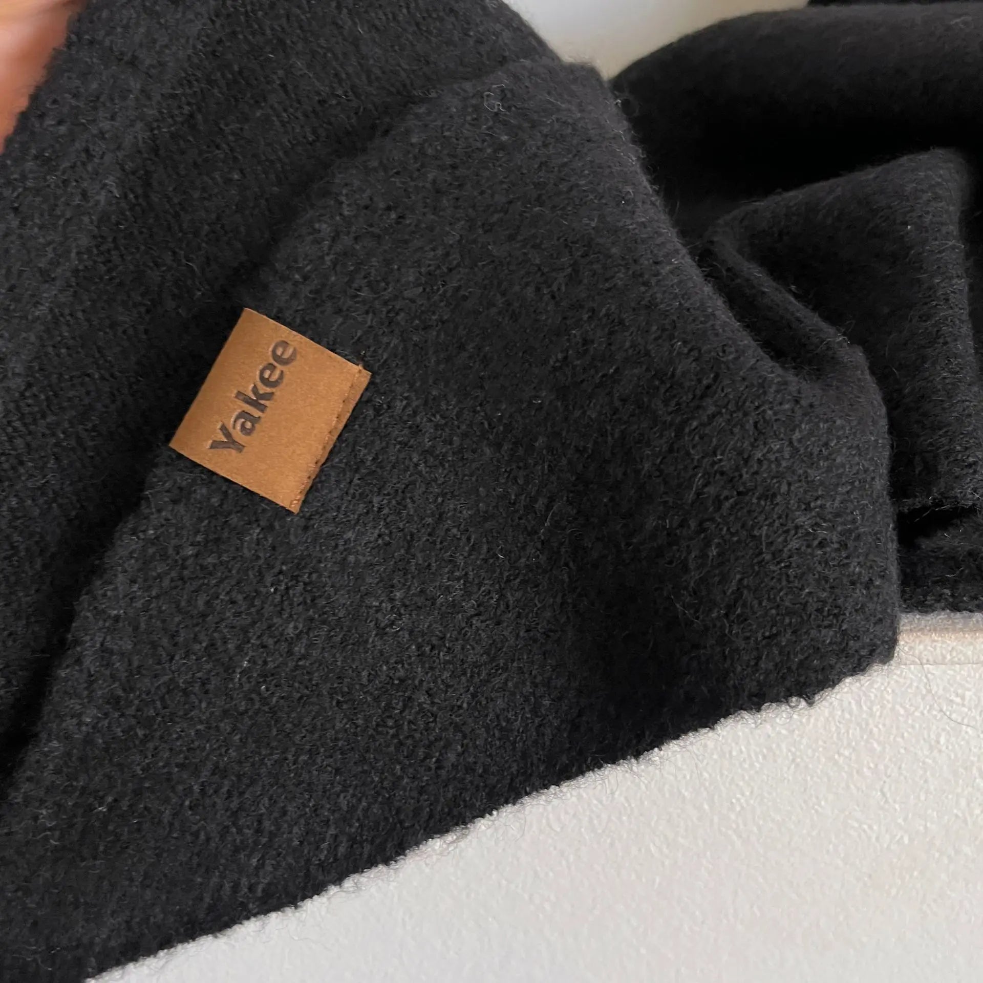 CozyCharm™ Scarf – Effortless Style, All-Day Comfort