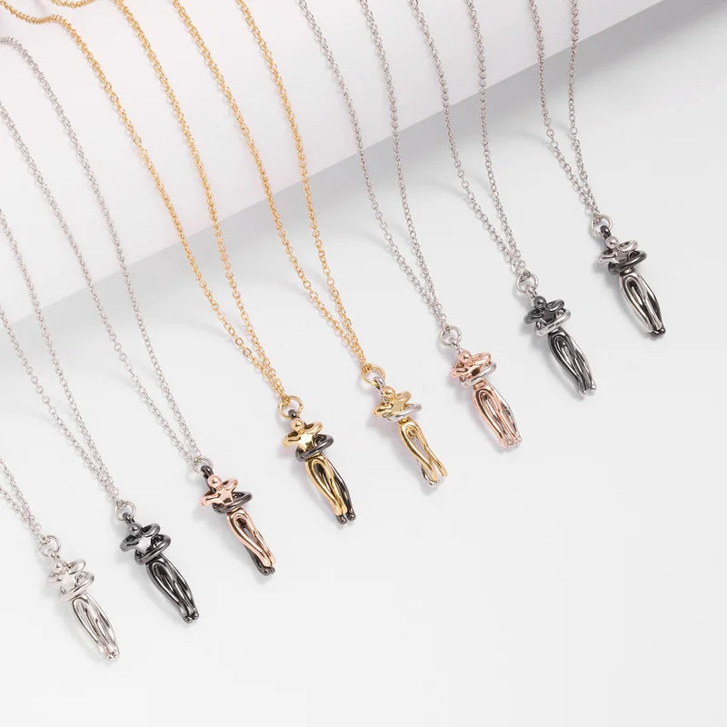 Forever Embrace: The Hug Couple Necklace One yuan Store