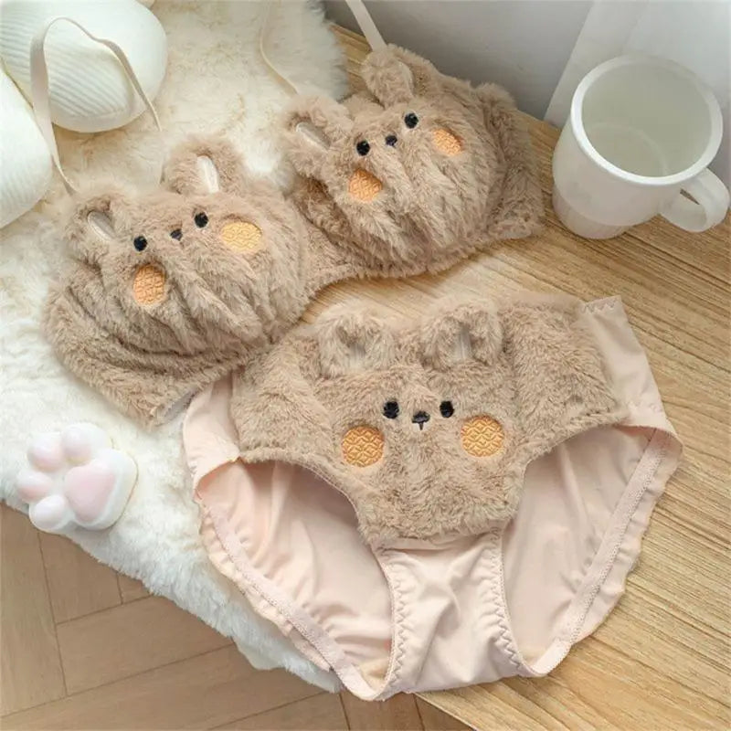 Cozy & Sexy Teddy Lingerie – Plush Fur Trim for Winter Nights!