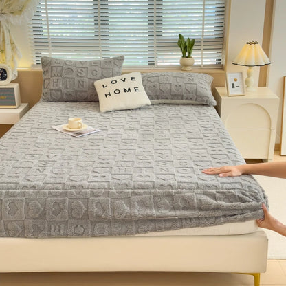 Luxury Milk Velvet Fitted Sheet – Ultra-Soft & Stylish Bedding Essential!