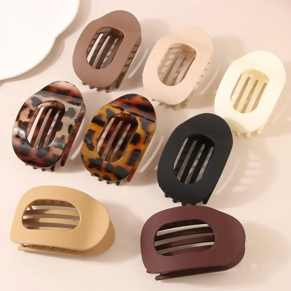 Sleek & Strong Claw Clip – No Bump, All Grip!