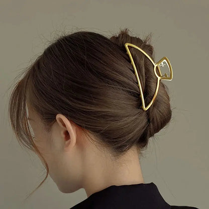 Hair clip, ART839, gold color Scarlet Chaos