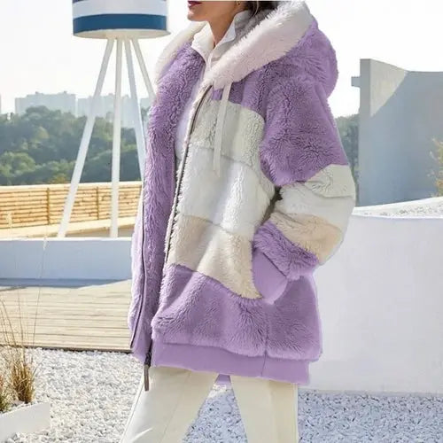 Women's Oversized Plush Pocket Jacket - Warm & Stylish Winter Essential 2023