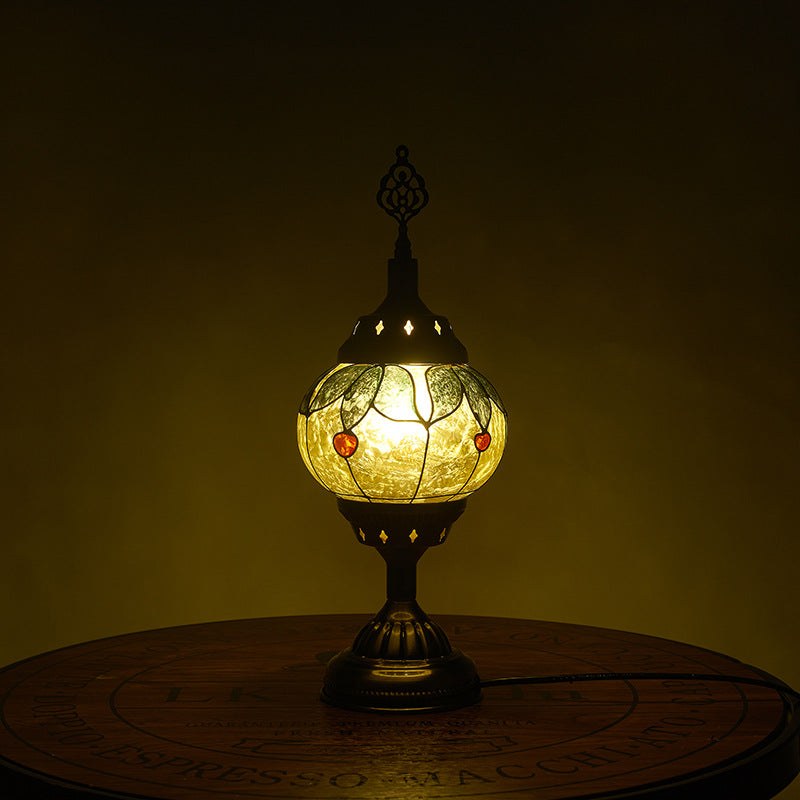 Iron Retro Romantic Bedroom Bedside Restaurant Decoration Table Lamp