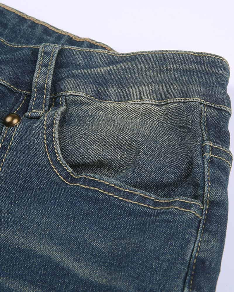 Pantalones vaqueros ajustados con bajo acampanado Zircana